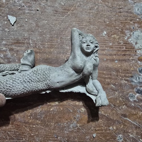 Statua sirena cemento fatta - sirena,