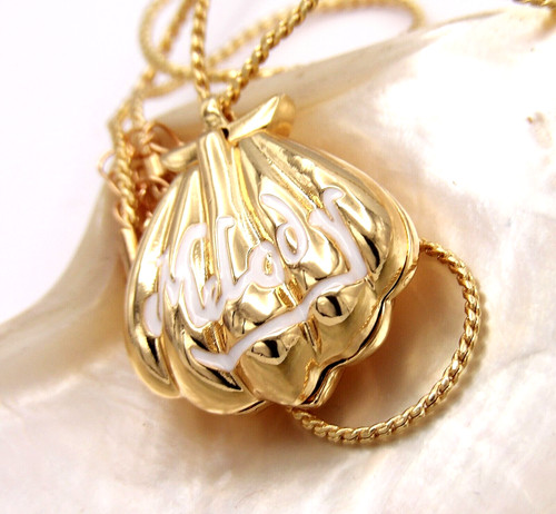 Collana conchiglia medaglione